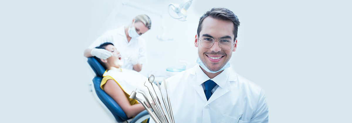 Exploring Dentistry's Business Side with Practice Management Software Solutions