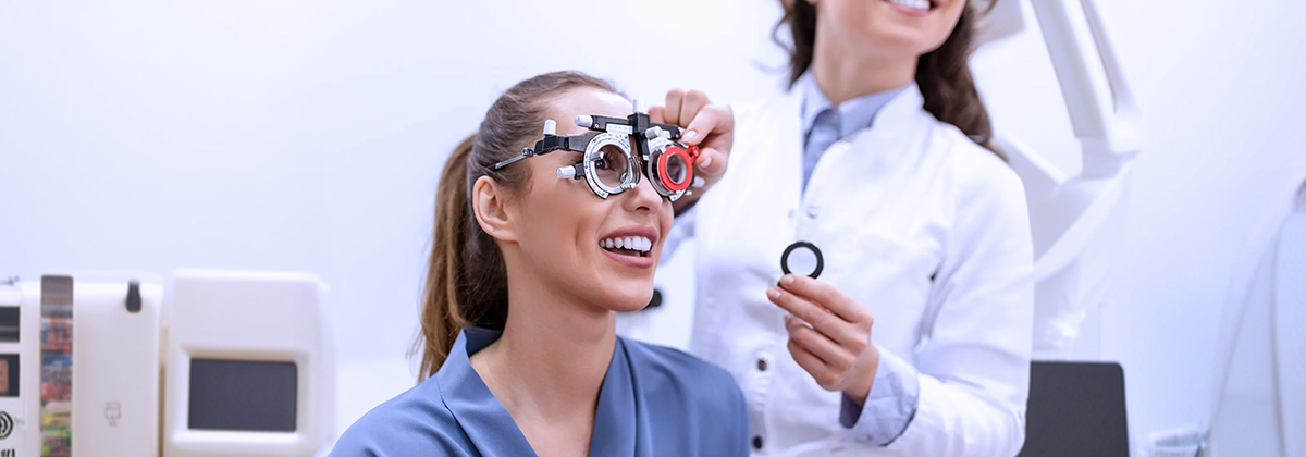 From Eye Exams to Online Reviews: How Optometry Software Keeps Patients Coming Back
