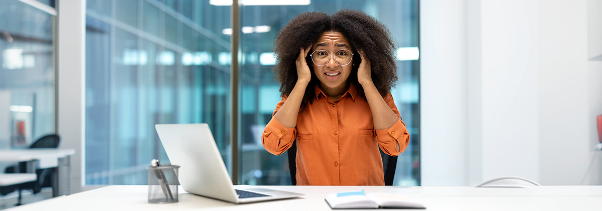 Front Desk Overwhelmed? Here's How Practice Management Software Transforms Dental Office Operations